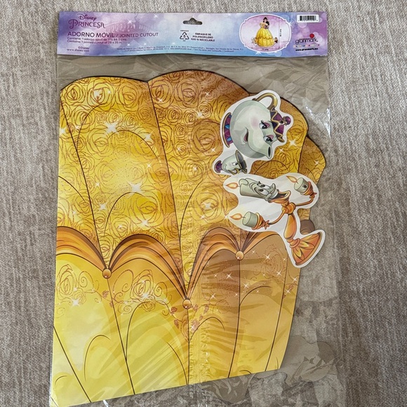 Disney Princess Belle Golden and White Cutout, 2 different backdrops - Picture 4 of 13